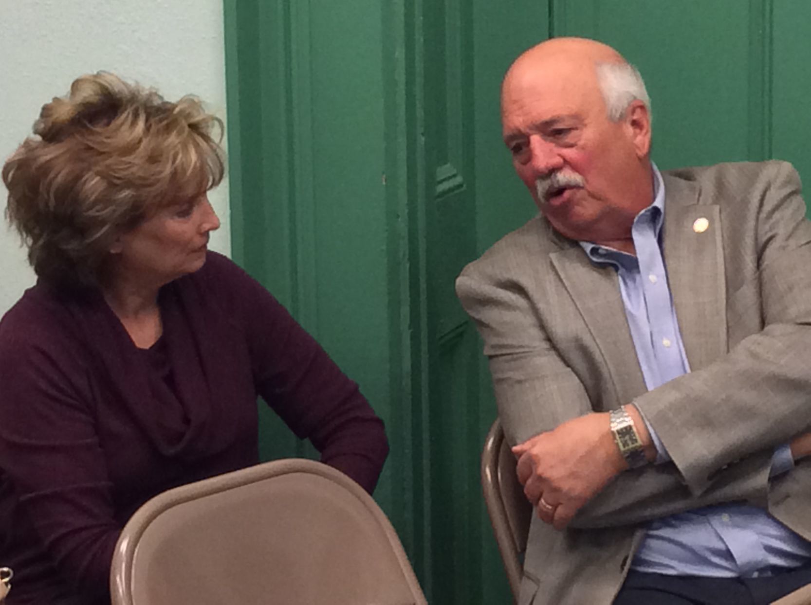 Benton speaks at JCAREA meeting
